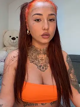 Snapshot of Coco-Love chatting on November 11, 2025, 1:44 pm Coco-Love online show from November 11, 2025, 1:44 pm