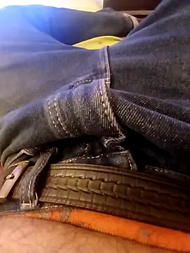 Snapshot of Alamleo36 chatting on October 27, 2025, 6:56 pm Alamleo36 online show from October 27, 2025, 6:56 pm