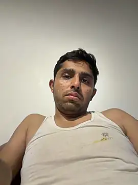 rhuh3991 online show from June 16, 2026, 5:37 pm