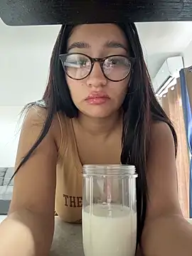 Snapshot of Sexyedith09 chatting on May 14, 2026, 5:42 pm Sexyedith09 online show from May 14, 2026, 5:42 pm