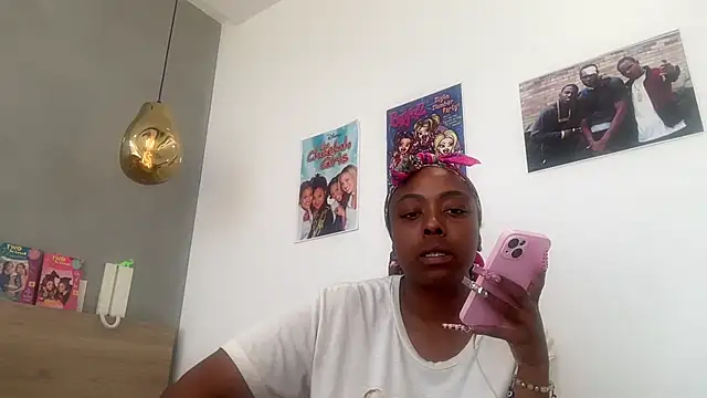ChocolateCakeQueen online show from May 29, 2026, 3:10 pm