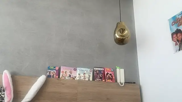 ChocolateCakeQueen online show from June 30, 2026, 1:45 pm