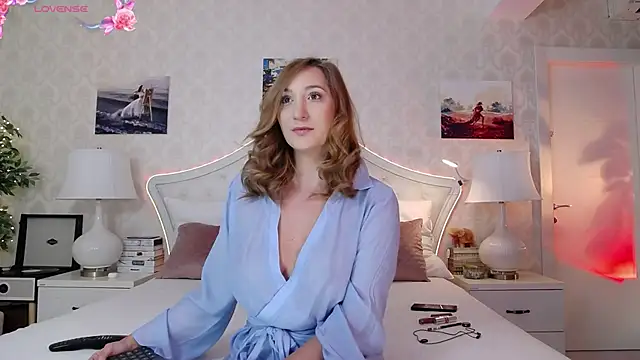 IreneHope online show from May 15, 2026, 8:43 am