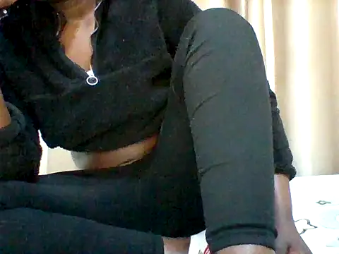 sexy cutelips online show from July 2, 2026, 3:45 am