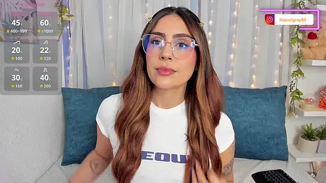 Snapshot of HazzelGray chatting on February 5, 2026, 1:27 pm HazzelGray online show from February 5, 2026, 1:27 pm