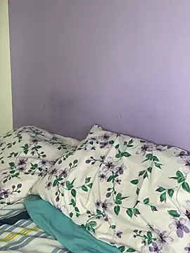 Snapshot of hannahb-e chatting on March 18, 2025, 8:26 pm hannahb-e online show from March 18, 2025, 8:26 pm