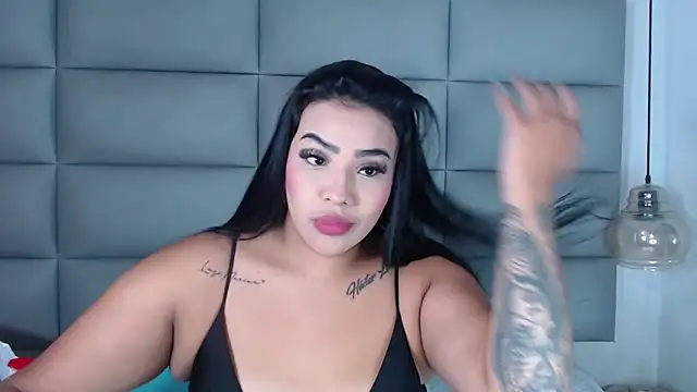 Snapshot of emily_brontee_ chatting on January 4, 2025, 12:27 pm emily brontee online show from January 4, 2025, 12:27 pm