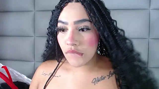 Snapshot of emily_brontee_ chatting on January 7, 2025, 12:52 pm emily brontee online show from January 7, 2025, 12:52 pm