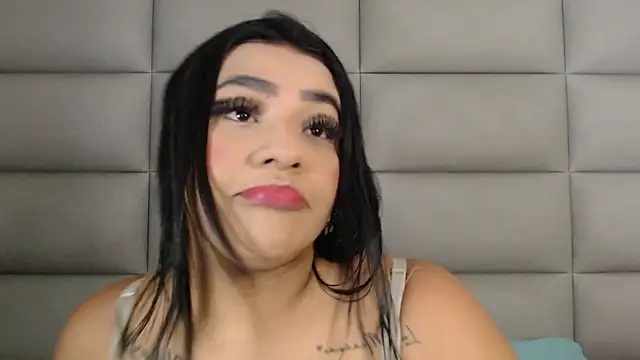 Snapshot of emily_brontee_ chatting on March 15, 2025, 12:34 pm emily brontee online show from March 15, 2025, 12:34 pm