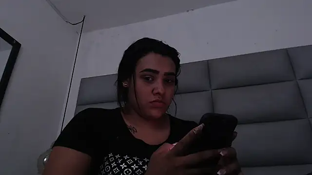 Snapshot of emily_brontee_ chatting on September 25, 2025, 3:49 pm emily brontee online show from September 25, 2025, 3:49 pm