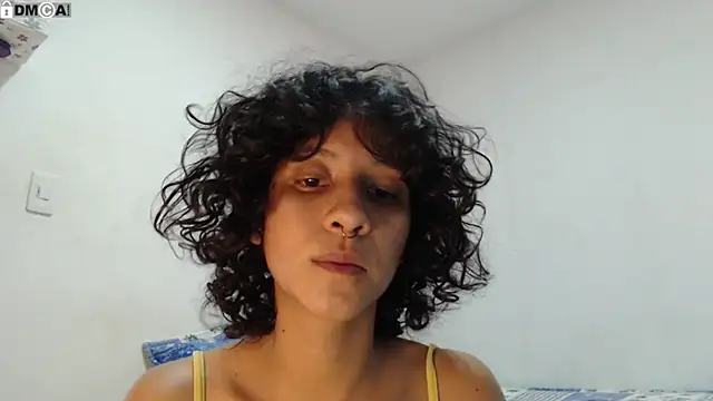 Snapshot of AlinaWoolf_ chatting on September 10, 2025, 8:31 pm AlinaWoolf online show from September 10, 2025, 8:31 pm