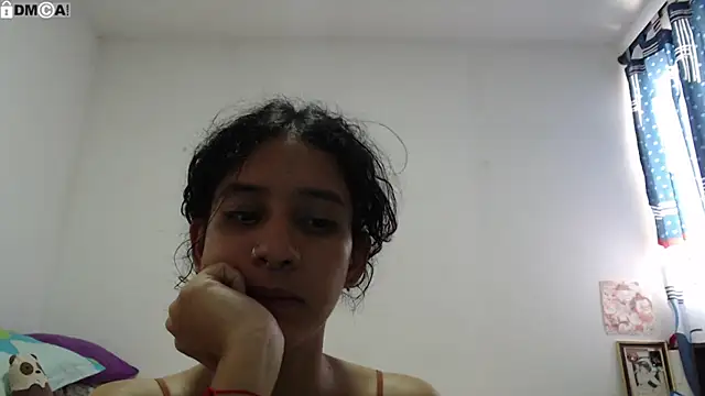 Snapshot of AlinaWoolf_ chatting on November 26, 2025, 2:51 pm AlinaWoolf online show from November 26, 2025, 2:51 pm