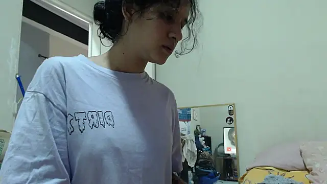 Snapshot of AlinaWoolf_ chatting on July 1, 2026, 3:45 pm AlinaWoolf online show from July 1, 2026, 3:45 pm