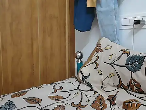 Snapshot of Tamil_Boy28 chatting on February 3, 2025, 5:03 pm Tamil Boy28 online show from February 3, 2025, 5:03 pm