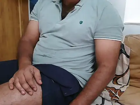 Snapshot of Tamil_Boy28 chatting on March 2, 2025, 3:59 pm Tamil Boy28 online show from March 2, 2025, 3:59 pm