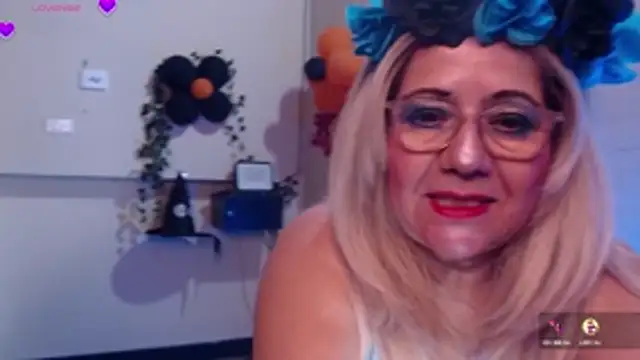 Snapshot of _samara chatting on October 30, 2025, 11:38 pm samara online show from October 30, 2025, 11:38 pm