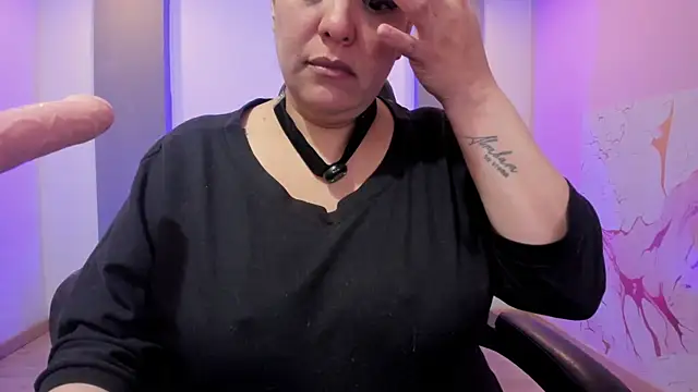 Snapshot of Sammy_owens_ chatting on June 18, 2026, 12:20 pm Sammy owens online show from June 18, 2026, 12:20 pm