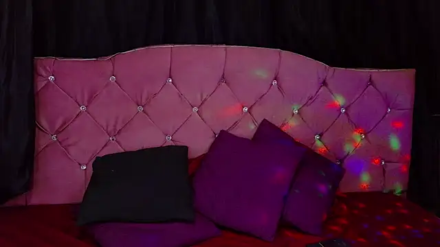 Snapshot of Cataleya_divine chatting on July 31, 2026, 12:15 pm Cataleya divine online show from July 31, 2026, 12:15 pm