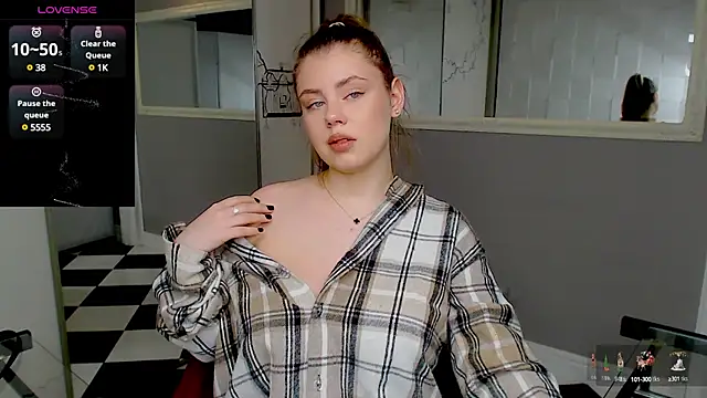 IsabellaBler online show from January 24, 2025, 1:57 pm