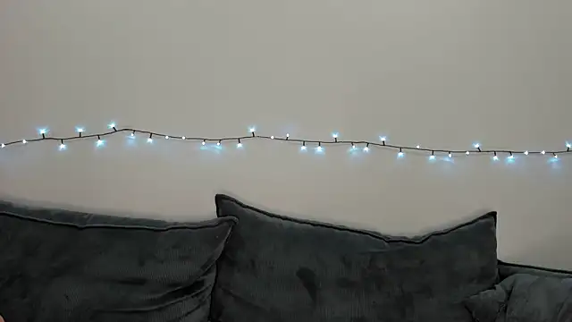 Snapshot of JennyRosh chatting on March 4, 2026, 9:32 pm JennyRosh online show from March 4, 2026, 9:32 pm