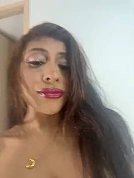 Snapshot of canela_10 chatting on December 15, 2025, 2:05 am canela 10 online show from December 15, 2025, 2:05 am