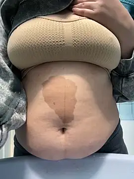 Angel  lika online show from October 1, 2025, 4:24 pm