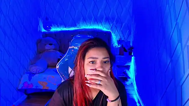 NicolleTaylor online show from November 28, 2025, 3:53 am