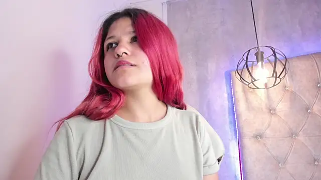 redvelvet7 online show from March 6, 2025, 5:54 pm