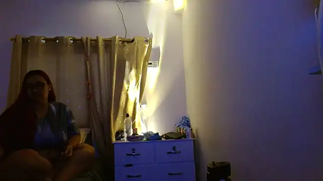Snapshot of Isabella_Du chatting on June 14, 2026, 10:56 pm Isabella Du online show from June 14, 2026, 10:56 pm