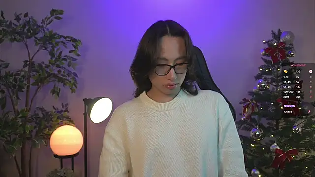 SrLuis18 online show from December 17, 2024, 3:28 am