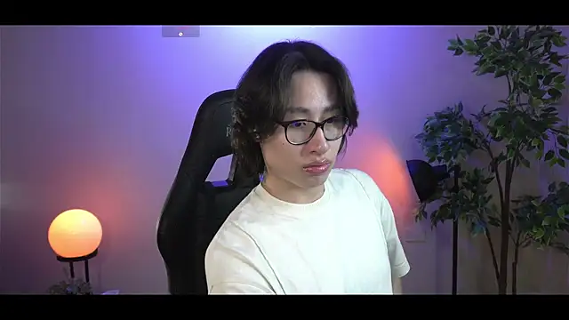 SrLuis18 online show from March 2, 2025, 5:58 pm