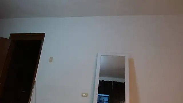 Snapshot of megan_lover chatting on June 6, 2026, 1:43 am megan lover online show from June 6, 2026, 1:43 am