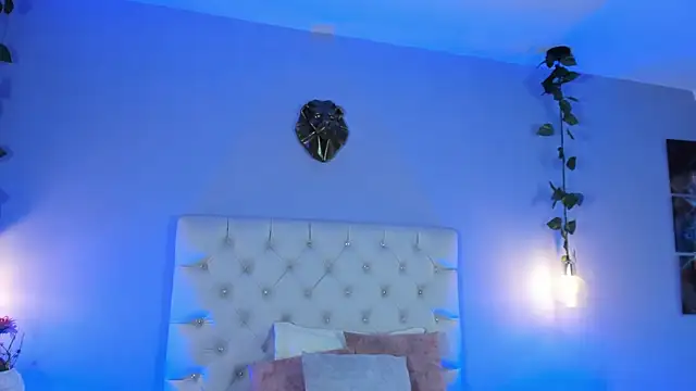 Snapshot of Brann_tadzio chatting on February 12, 2025, 12:33 pm Brann tadzio online show from February 12, 2025, 12:33 pm