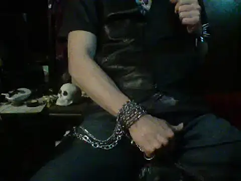 Snapshot of mrdemoncrowly chatting on February 6, 2025, 8:29 am mrdemoncrowly online show from February 6, 2025, 8:29 am