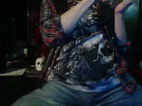 Snapshot of mrdemoncrowly chatting on March 8, 2025, 8:22 am mrdemoncrowly online show from March 8, 2025, 8:22 am