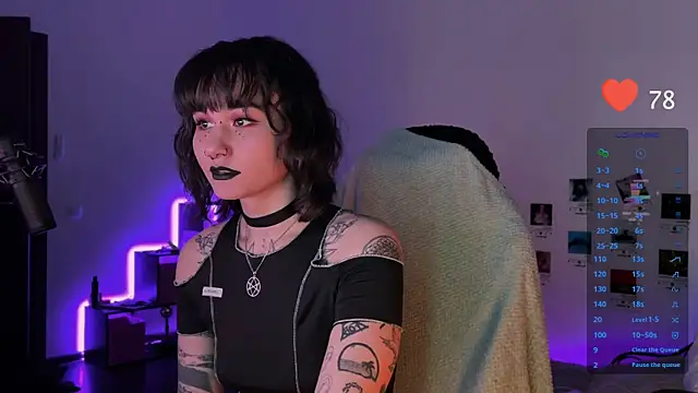 Snapshot of deadlysweet chatting on March 21, 2025, 12:29 am deadlysweet online show from March 21, 2025, 12:29 am