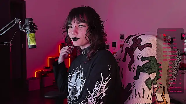 Snapshot of deadlysweet chatting on December 3, 2025, 12:29 am deadlysweet online show from December 3, 2025, 12:29 am