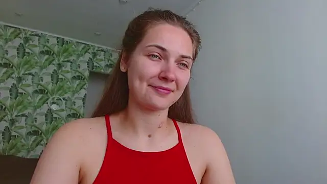 Snapshot of Olivia_shine chatting on July 5, 2026, 4:19 am Olivia shine online show from July 5, 2026, 4:19 am