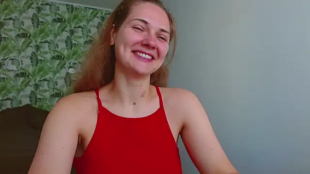 Snapshot of Olivia_shine chatting on August 7, 2026, 4:25 am Olivia shine online show from August 7, 2026, 4:25 am