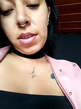 Emily Wane online show from September 17, 2025, 4:52 pm