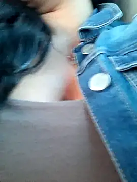Snapshot of Emily_Wane chatting on May 6, 2026, 5:40 pm Emily Wane online show from May 6, 2026, 5:40 pm