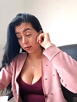 Snapshot of Emily_Wane chatting on June 3, 2026, 6:13 pm Emily Wane online show from June 3, 2026, 6:13 pm