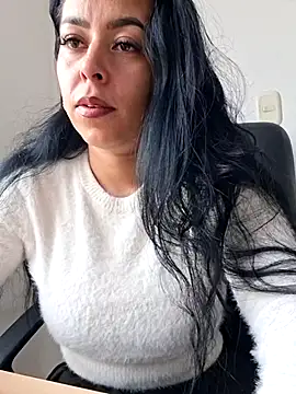 Snapshot of Emily_Wane chatting on June 5, 2026, 4:56 pm Emily Wane online show from June 5, 2026, 4:56 pm