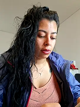 Snapshot of Emily_Wane chatting on July 11, 2026, 5:59 pm Emily Wane online show from July 11, 2026, 5:59 pm