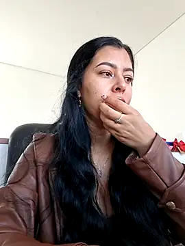 Snapshot of Emily_Wane chatting on July 13, 2026, 1:58 pm Emily Wane online show from July 13, 2026, 1:58 pm