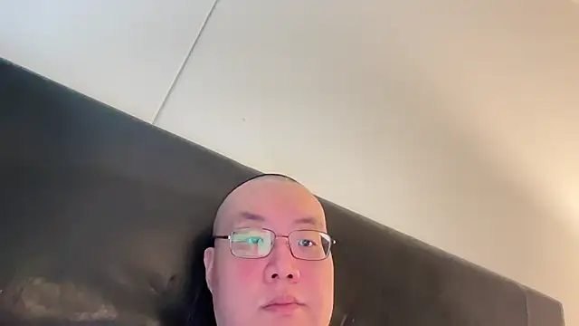 Snapshot of slaveasianboy chatting on March 20, 2025, 8:08 pm slaveasianboy online show from March 20, 2025, 8:08 pm