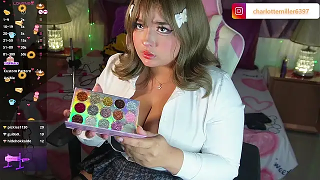 Snapshot of CharlotteMillers chatting on March 12, 2025, 4:02 pm CharlotteMillers online show from March 12, 2025, 4:02 pm