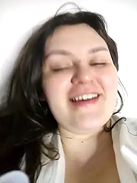 Snapshot of BlackCurly chatting on February 16, 2025, 8:55 pm BlackCurly online show from February 16, 2025, 8:55 pm