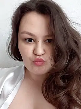BlackCurly online show from June 7, 2026, 11:36 am