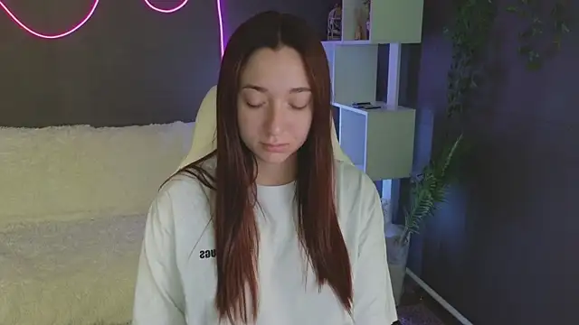 YasmineWest online show from October 1, 2025, 1:22 am